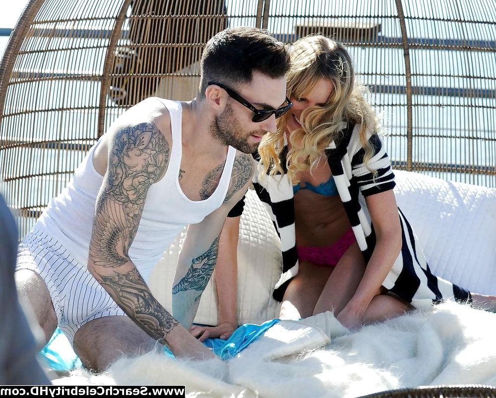 21P Anne Vyalitsyna Revealing Some Nipples