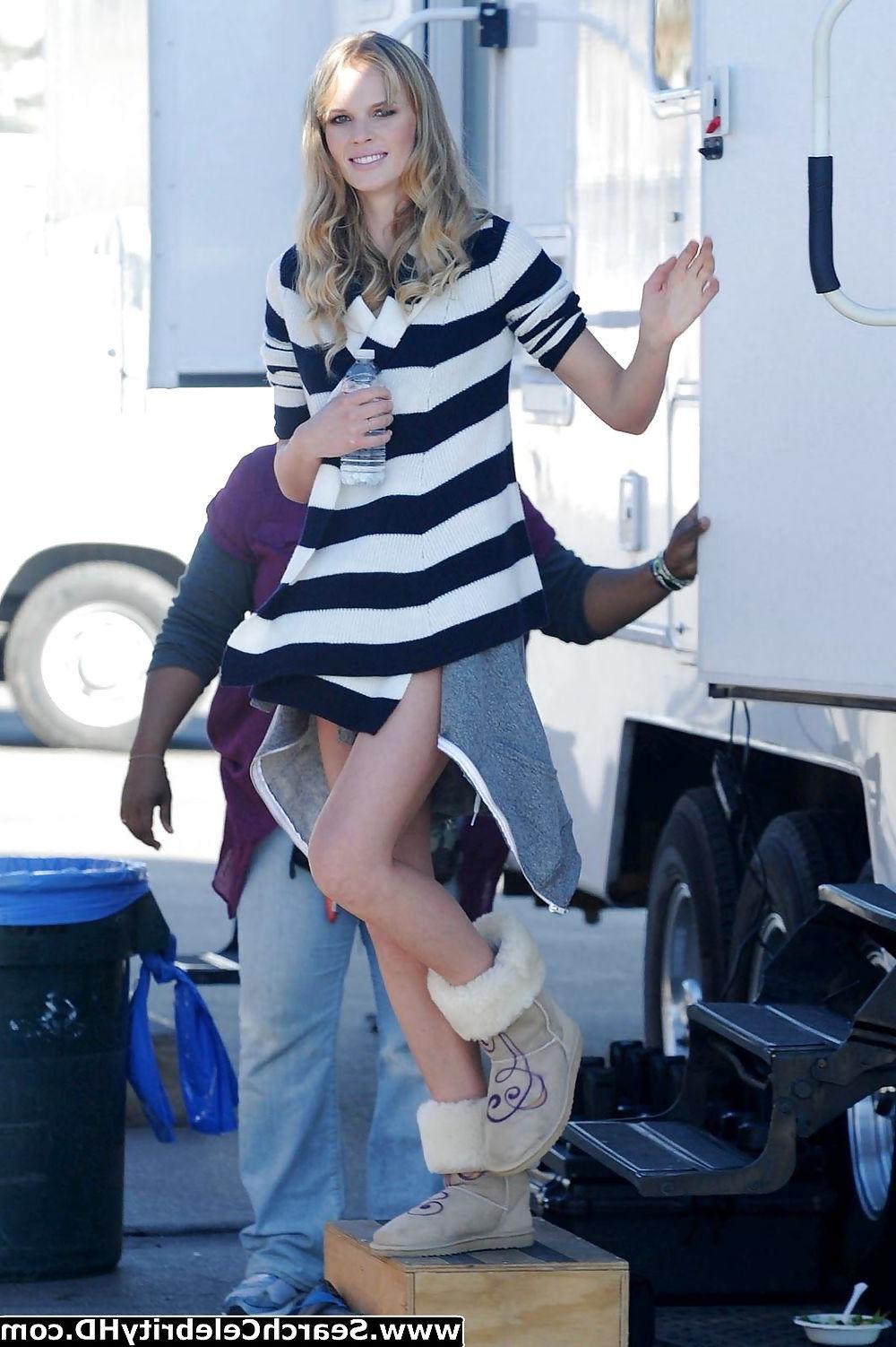 21P Anne Vyalitsyna Revealing Some Nipples