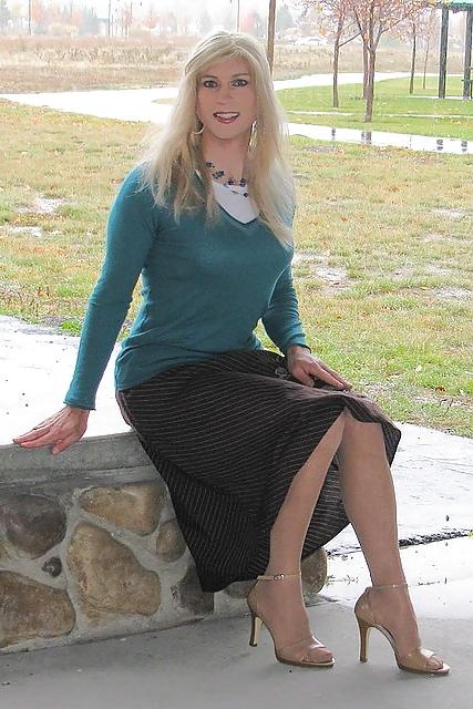 25P Crossdressers: no-nude
