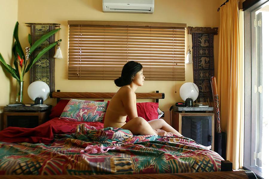15P Asian couple