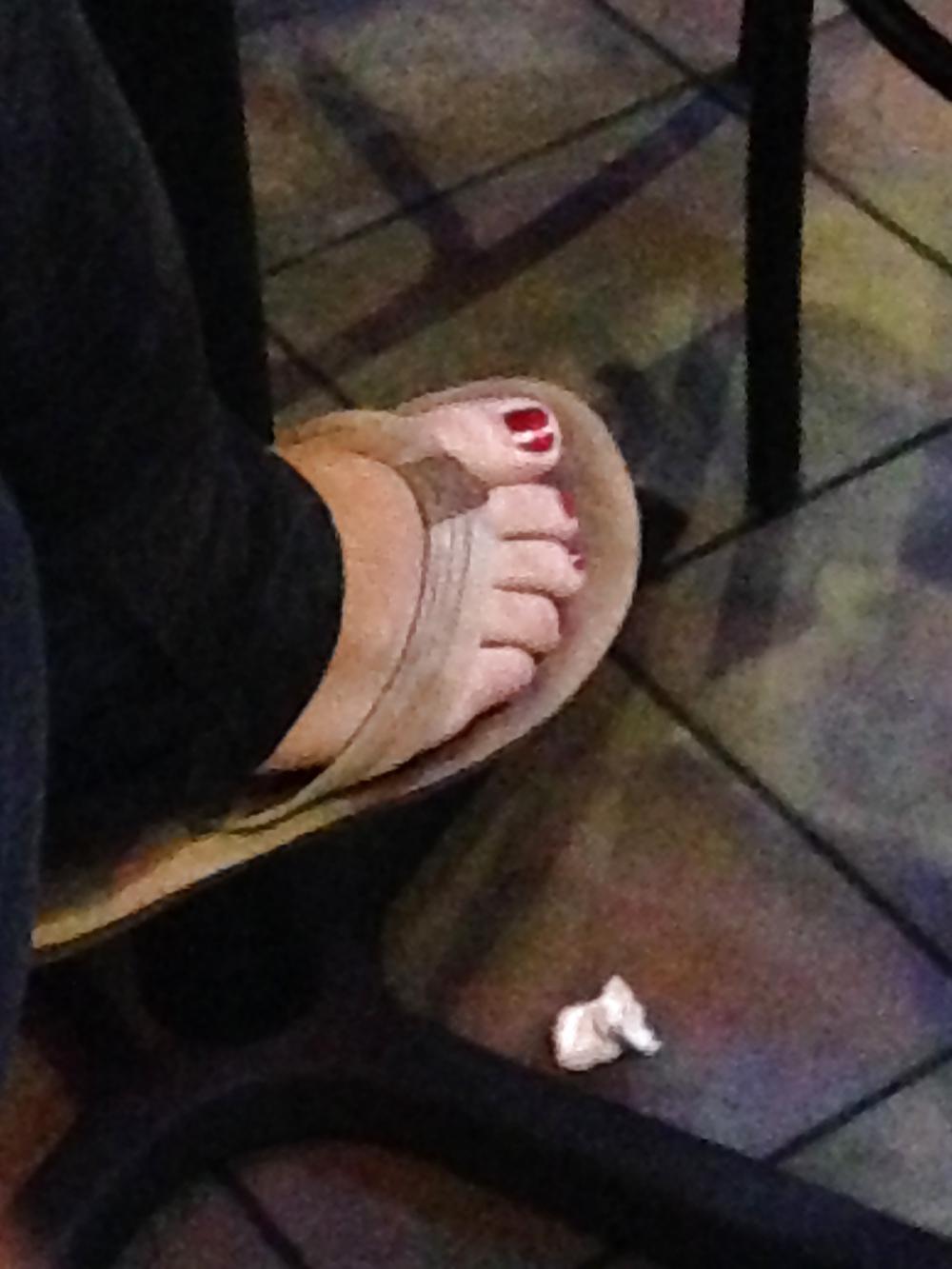 25P Asian Filipina Filipino Feet Toes Foot