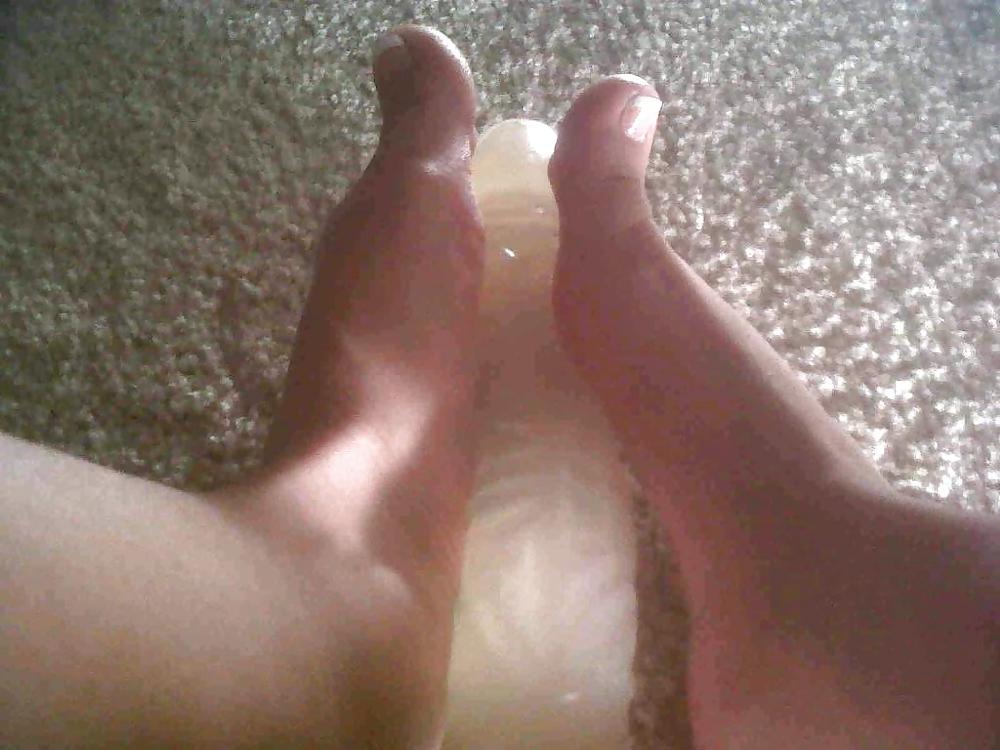25P Asian Filipina Filipino Feet Toes Foot
