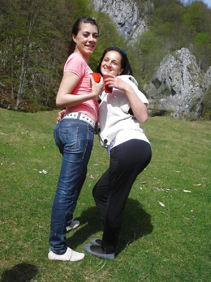 7P Romanian girl: Mihaela