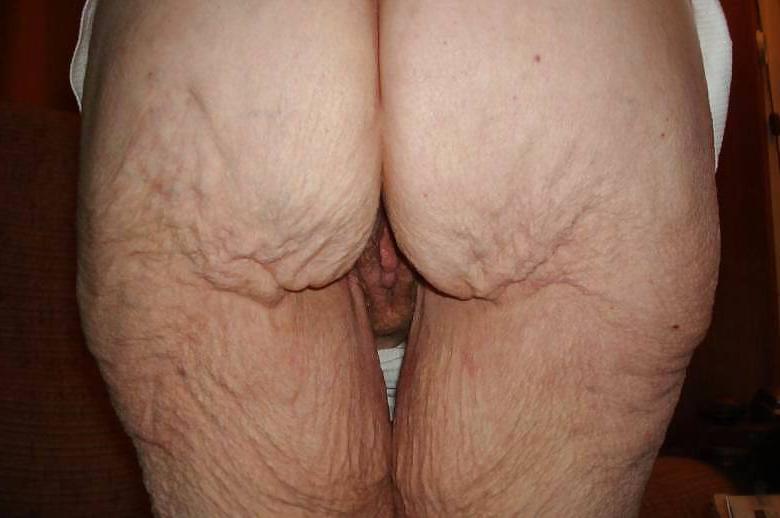 25P Grab a granny 55