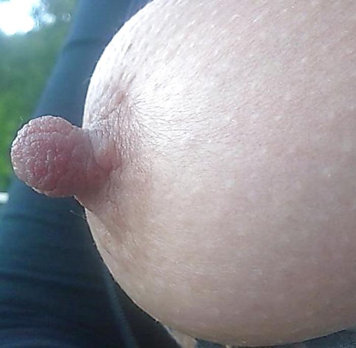 19P Some tasty mature breasts and nipples