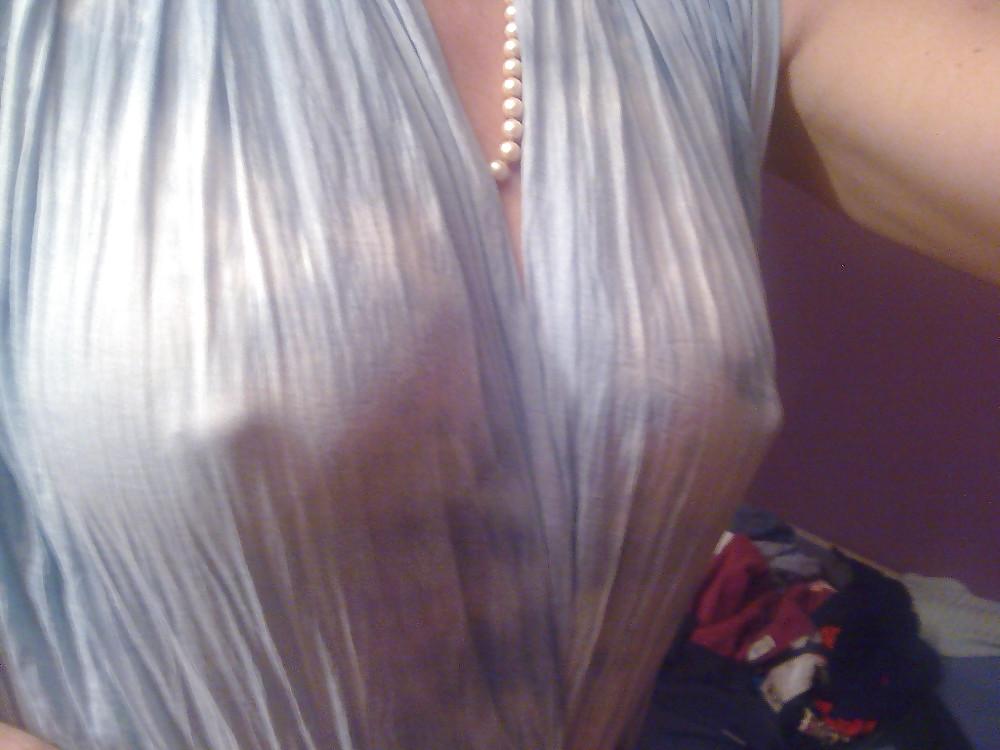 19P Some tasty mature breasts and nipples