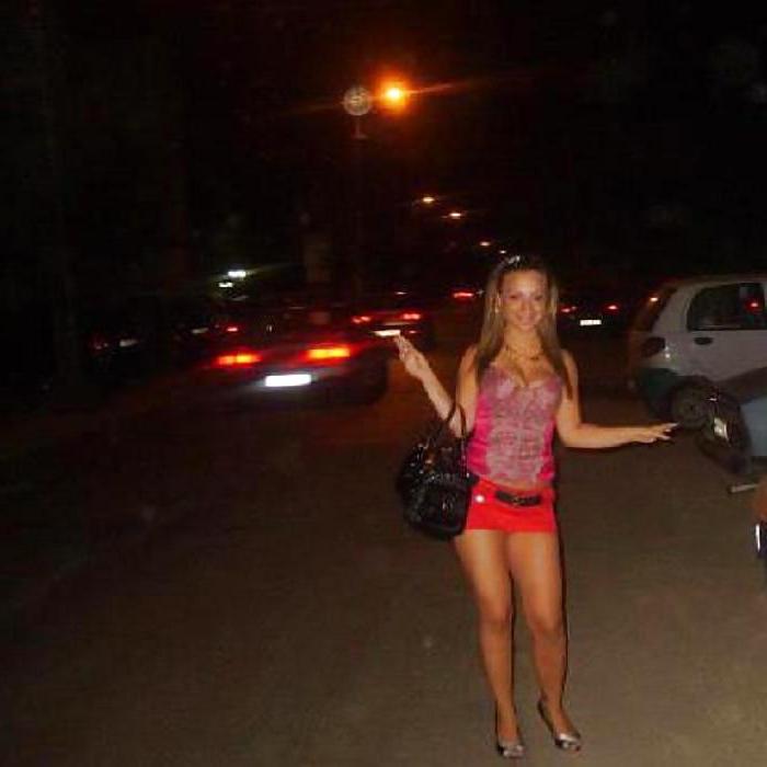 13P Romanian girl: Andrea