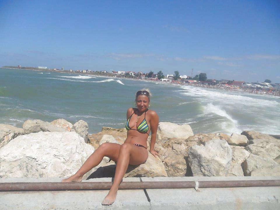 13P Romanian girl: Andrea