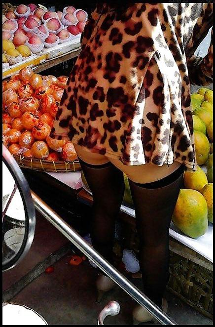 10P Asian Nudist Bitch Goes Shopping