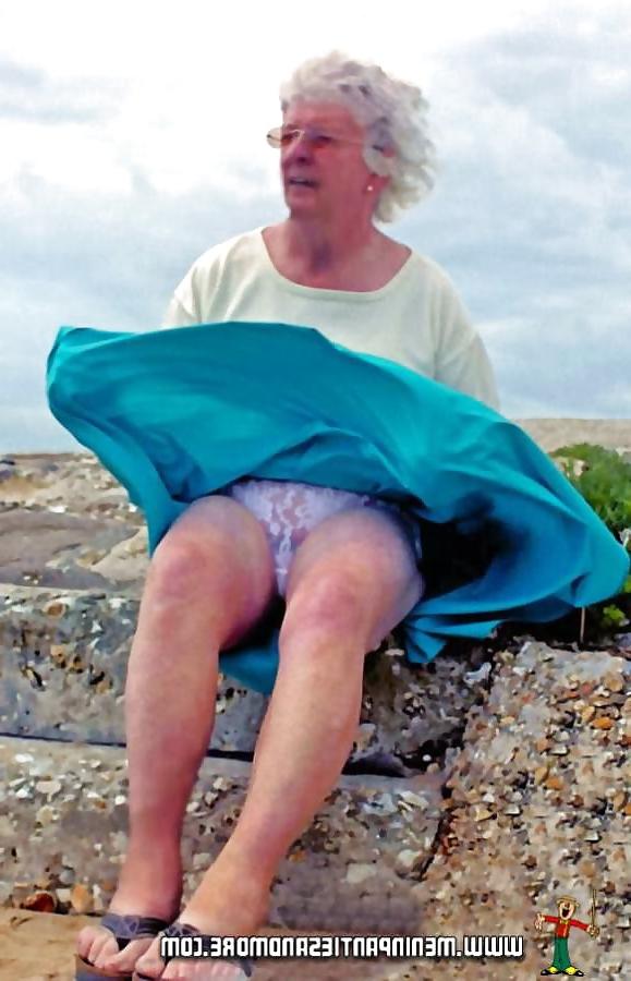 25P Upskirt Shots