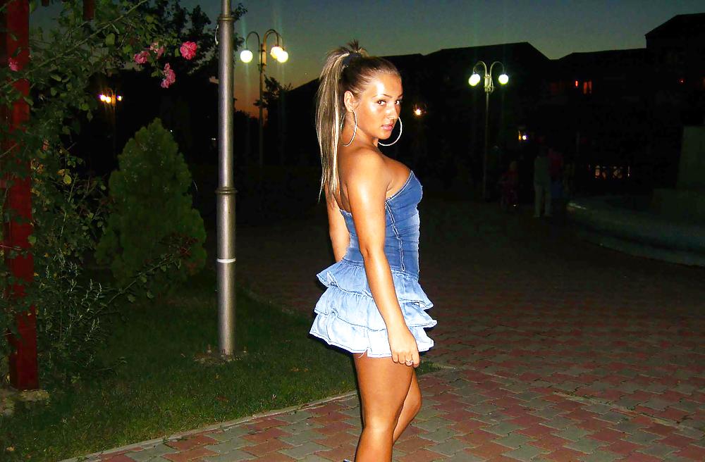 25P Romanian Teen Slut Corina