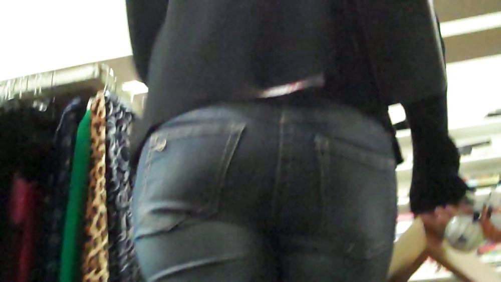 19P Following her ass and butt in jeans 