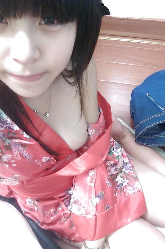 16P Kimomo  cute asian girl