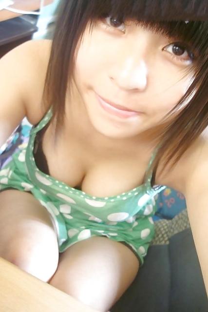16P Kimomo  cute asian girl