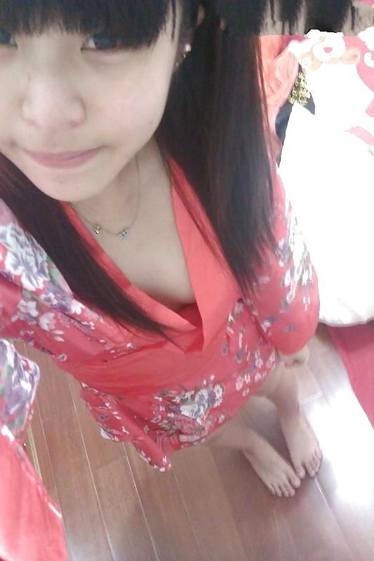16P Kimomo  cute asian girl