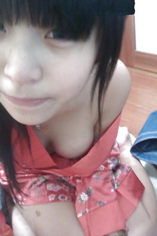 16P Kimomo  cute asian girl