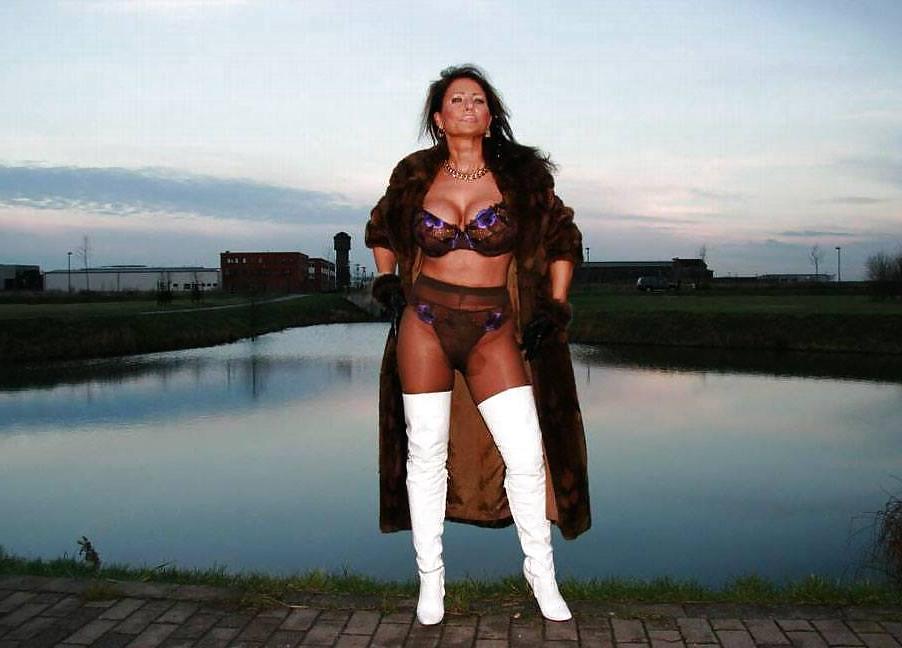 25P Sexy Lady Barbara