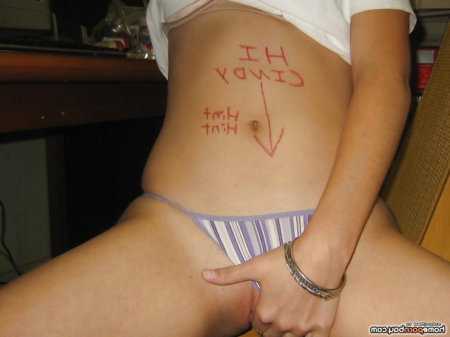 11P Bald vagina needs a dick