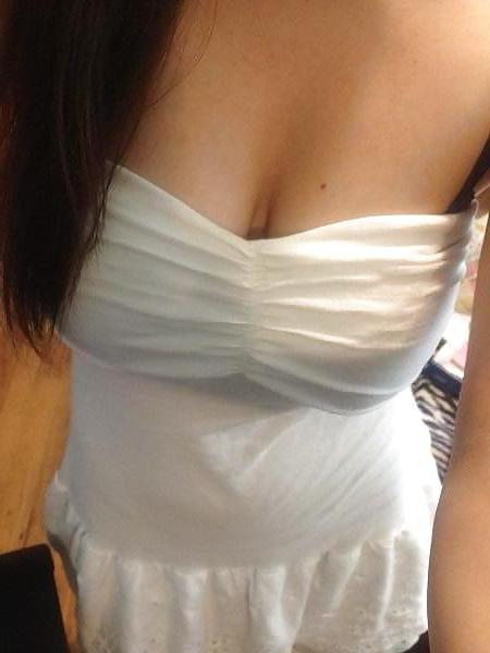 8P Busty Vietnamese Ex-Girlfriend 1 