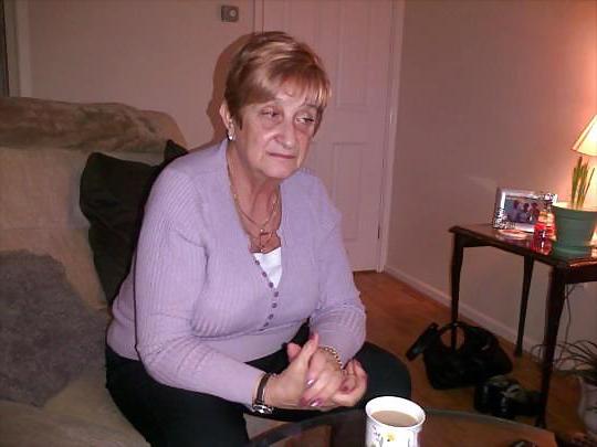 25P Grannys non nude all in 60's