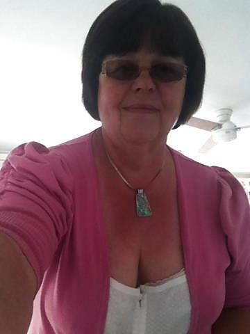 25P Grannys non nude all in 60's