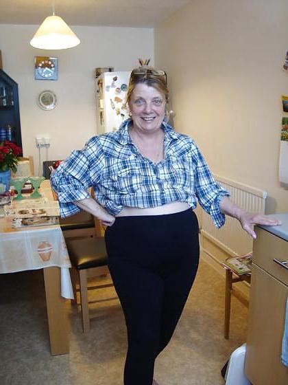 25P Grannys non nude all in 60's
