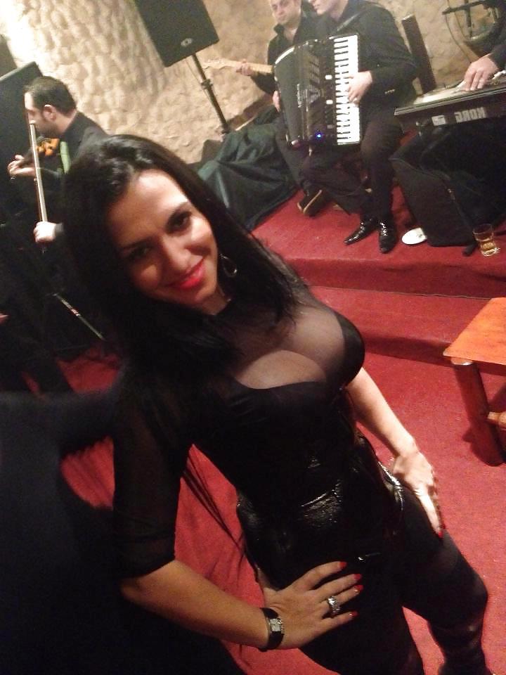 23P Romanian girl: Daniela