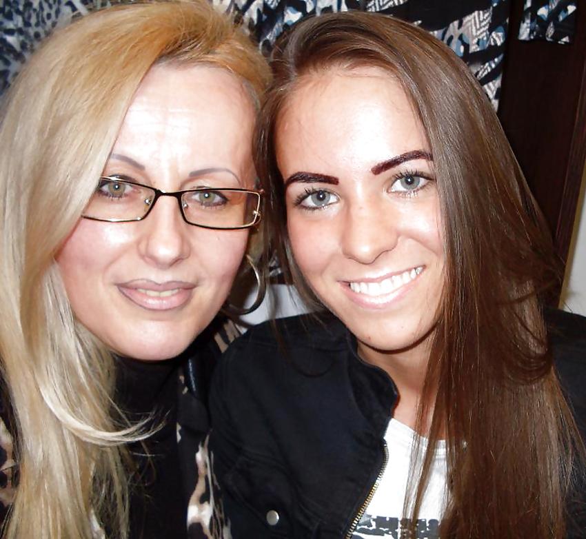 6P Mother & Daughter