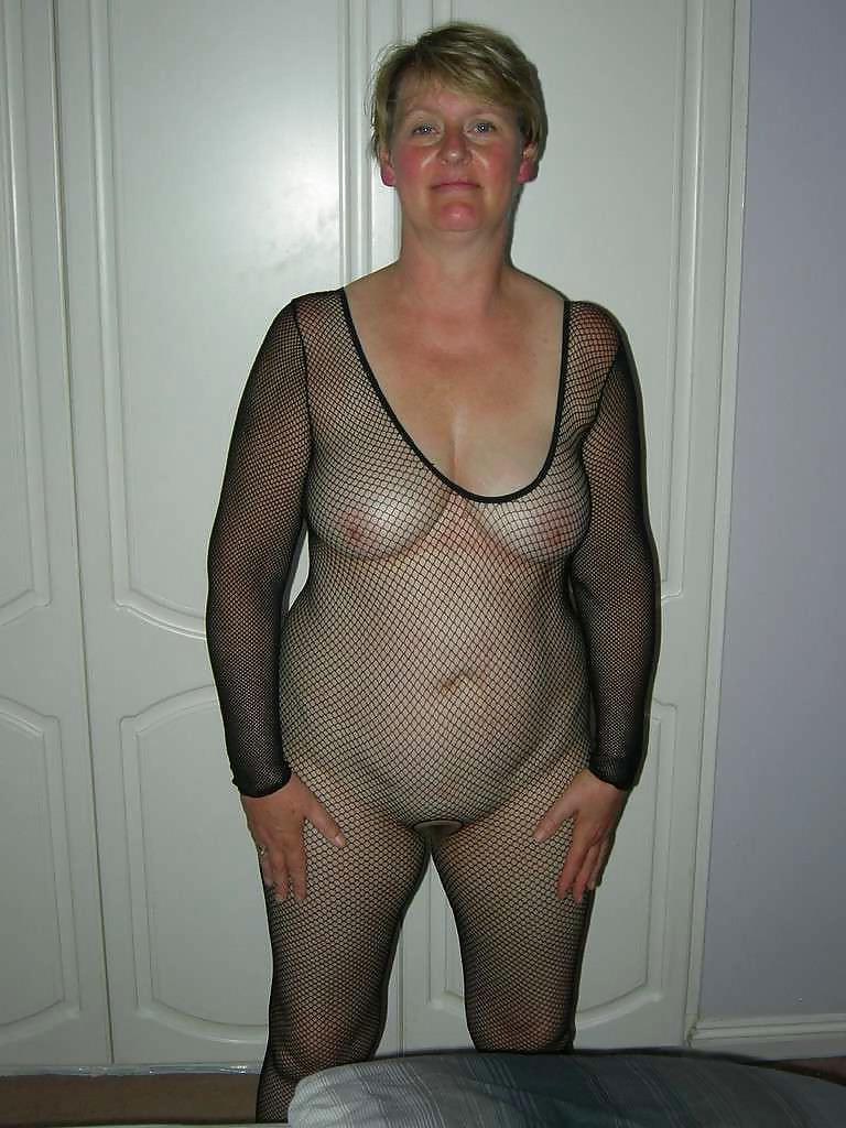 25P Grab a granny 33