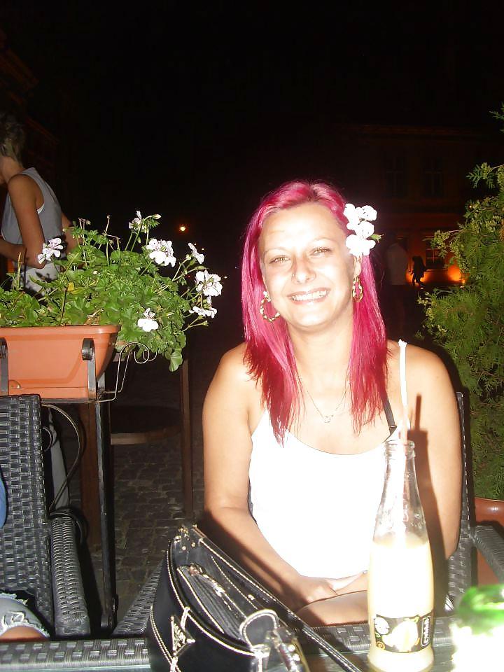 25P Romanian milf:ionela