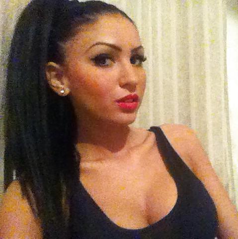 25P Hot romanian bitches please comment