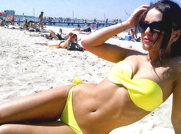 25P Hot romanian bitches please comment