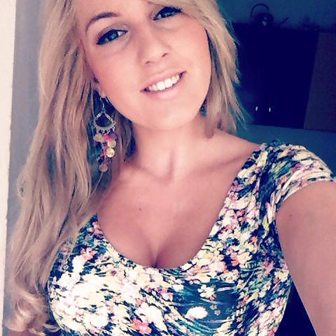 25P Hot romanian bitches please comment