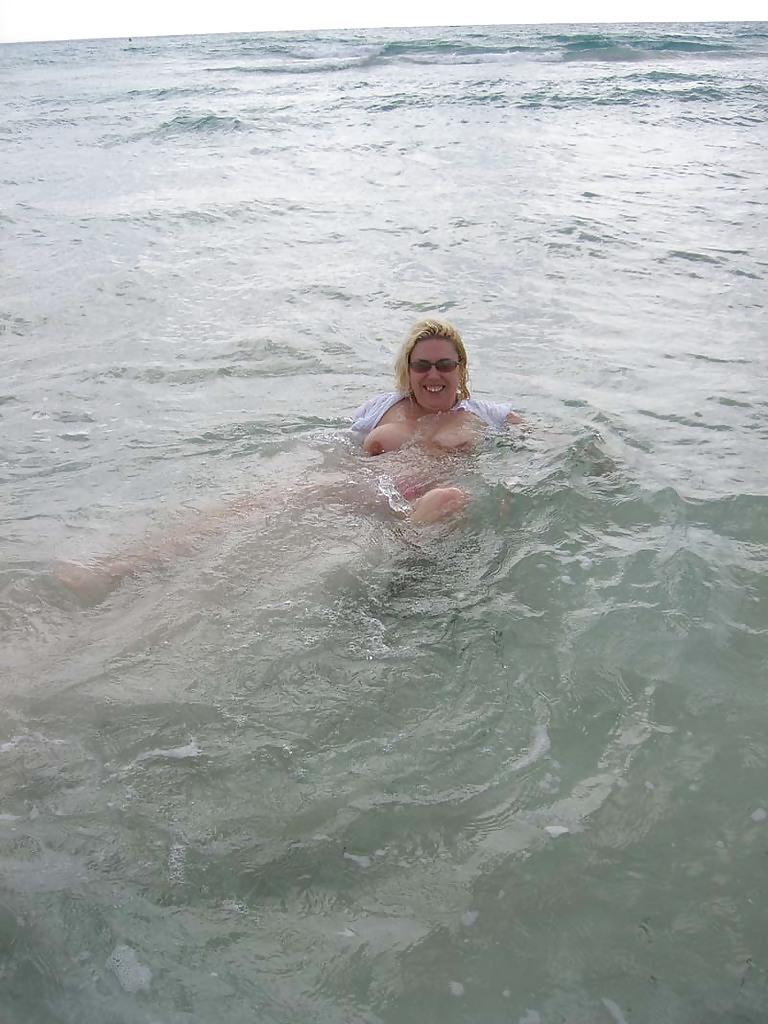 19P Outdoors mature one vacation day