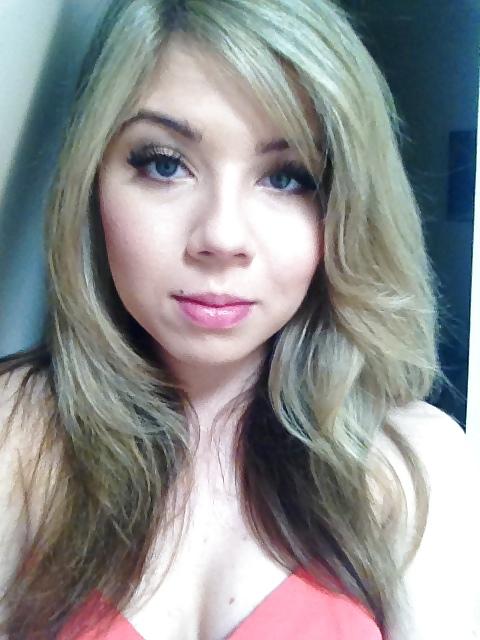 18P Jennette McCurdy ( non-nude )