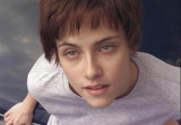 10P Kristen Stewart with Short Hair - The Cake Eaters - 2007