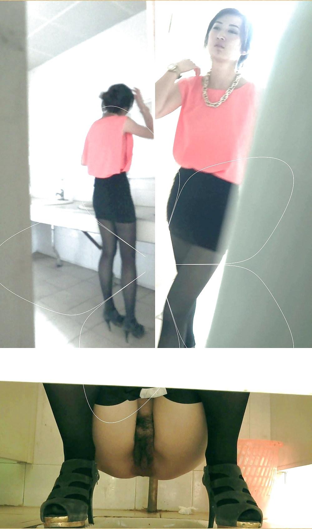 12P Voyeur Gallery
