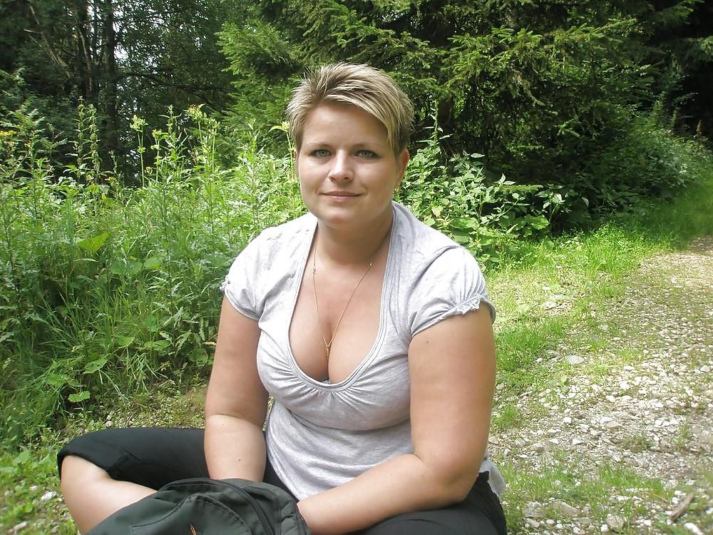 19P Not naked busty facebookwomen 10.