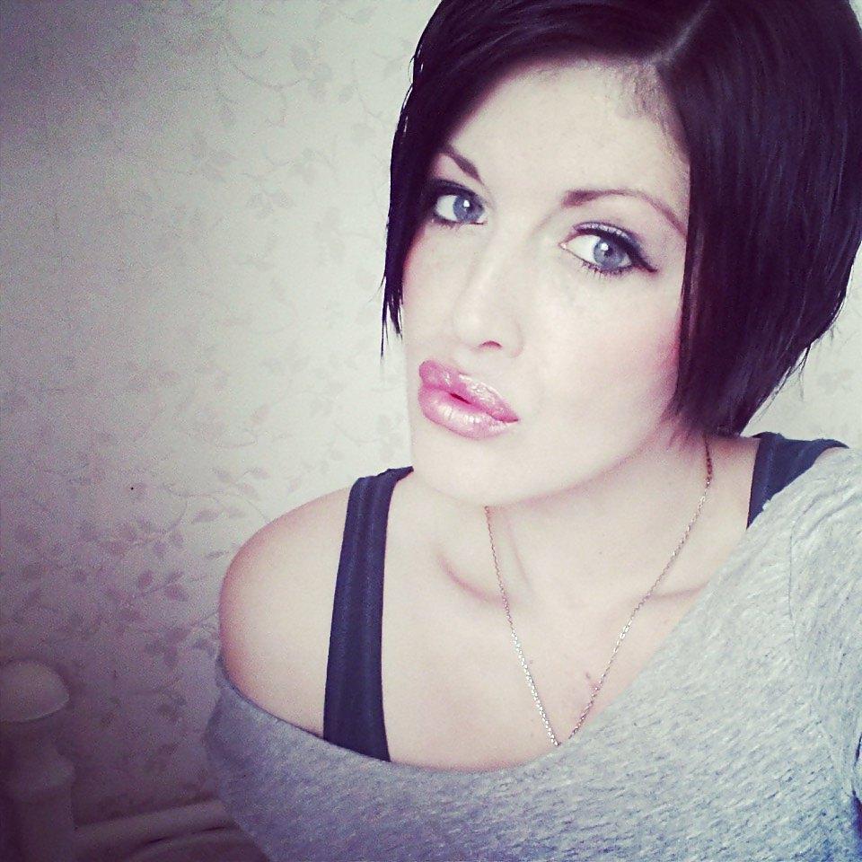 25P Beautiful & sexy Lady