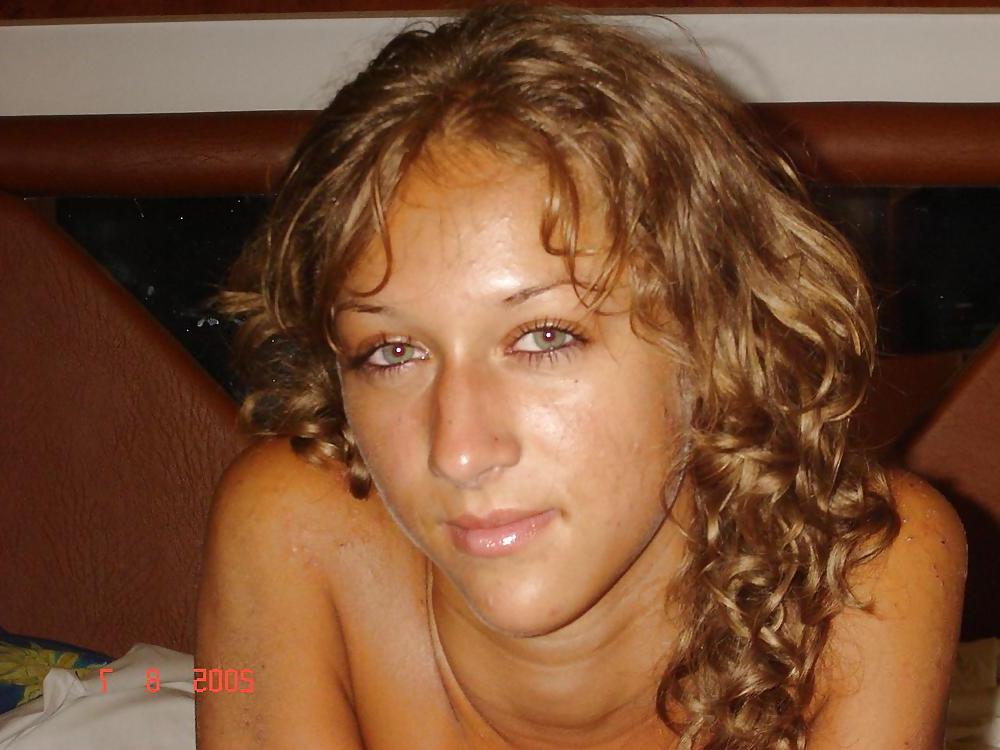 25P Romanian blonde