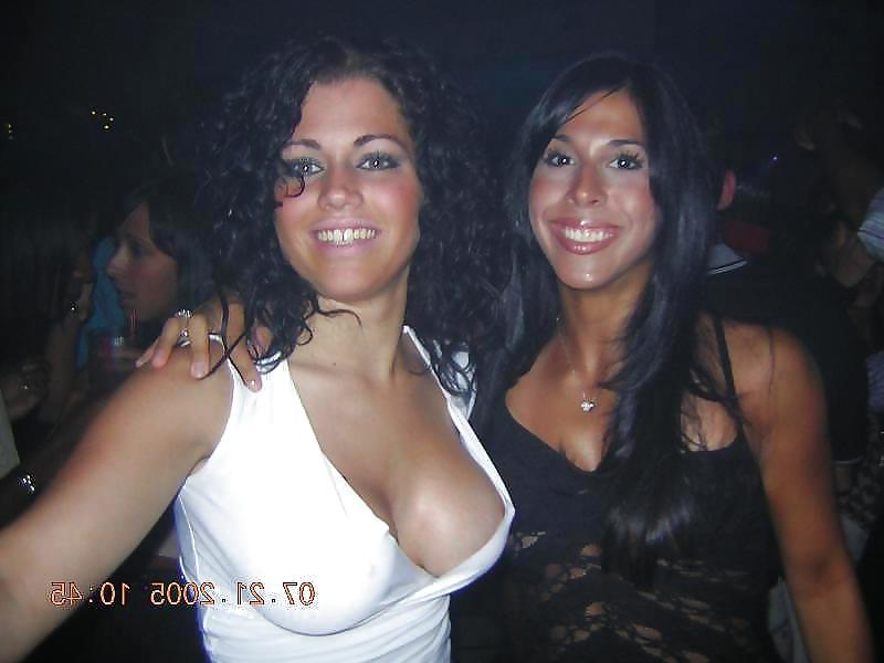 20P Not naked busty facebookwomen 9.