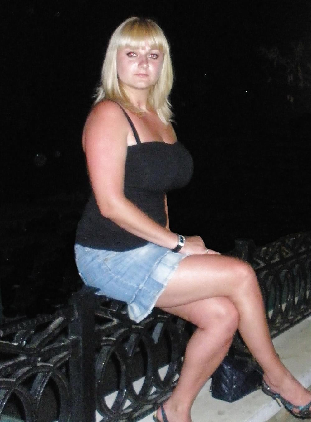20P Not naked busty facebookwomen 6.