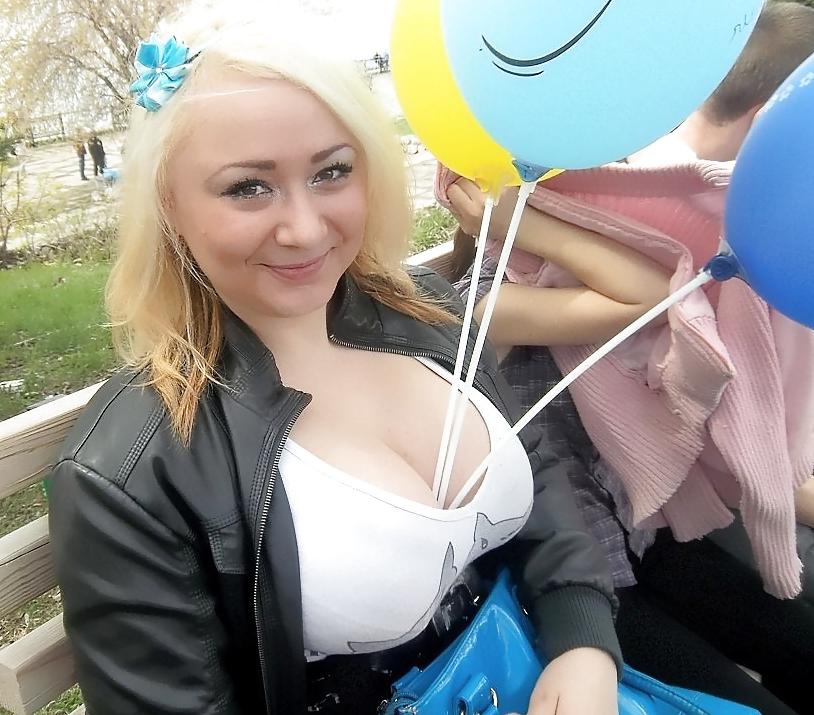 20P Not naked busty facebookwomen 6.