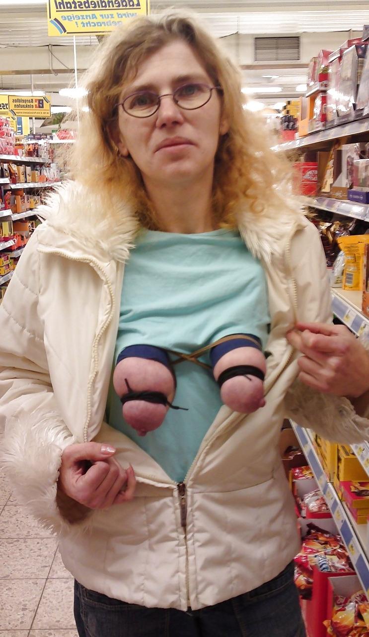 25P Saggy floppy hangers