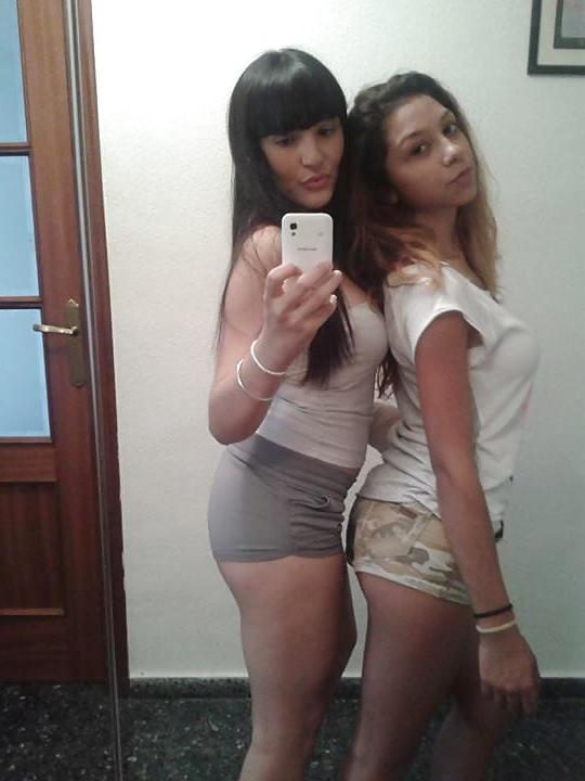 8P Romanian girl: monalisa