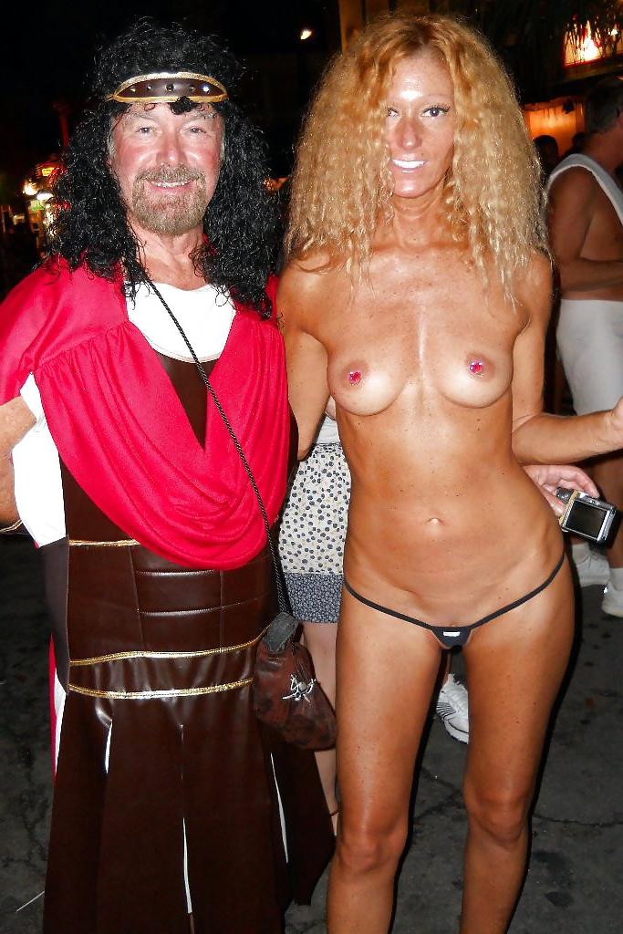 15P Super Tight Hard Clit Carnival Milf