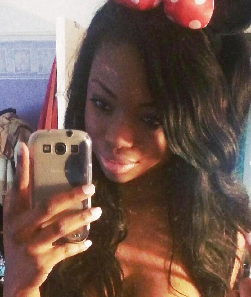 8P Just to prove I'm no Catfish : )