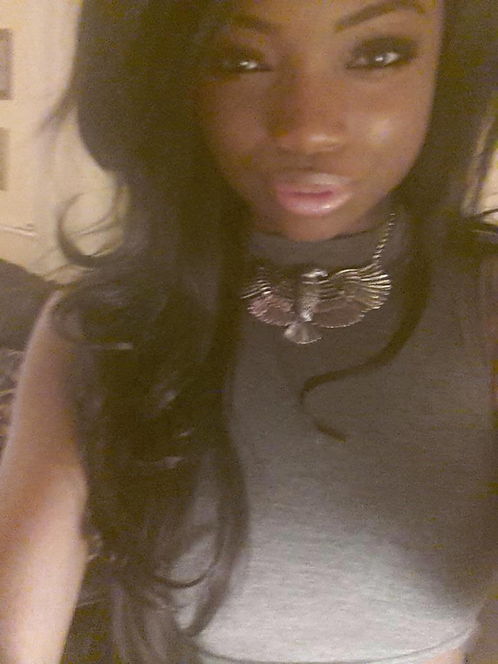 8P Just to prove I'm no Catfish : )