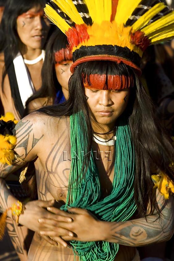 25P Amazon Tribes