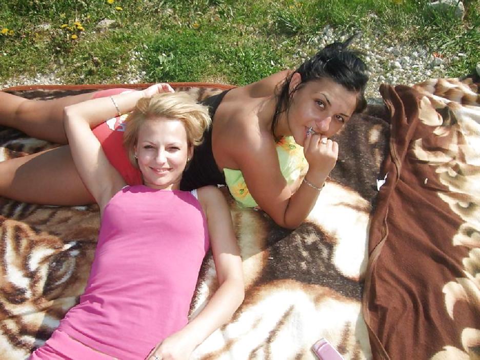 12P Romanian girl: Andrada
